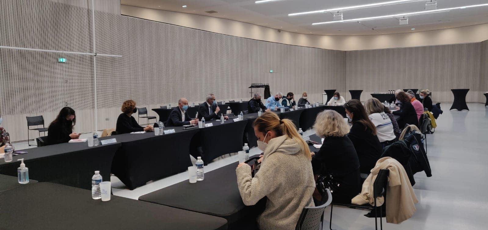 salle des rencontres castelnau